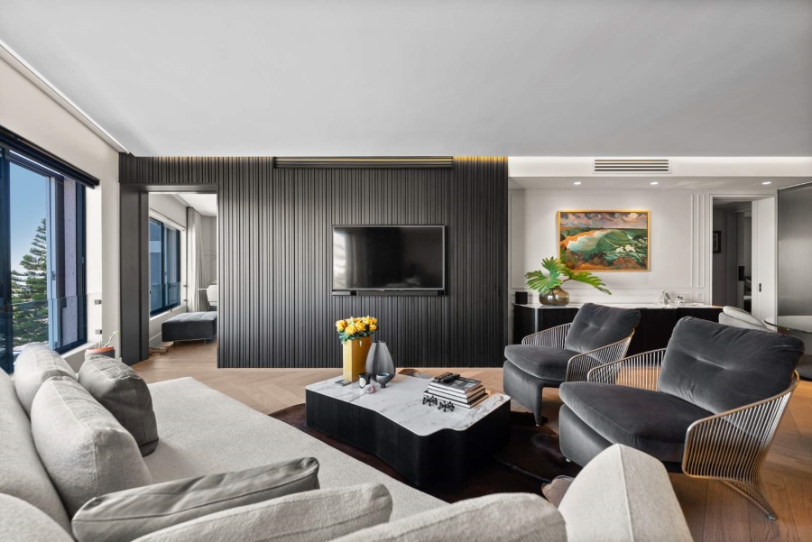 2 Bedroom Property for Sale in Sea Point Western Cape